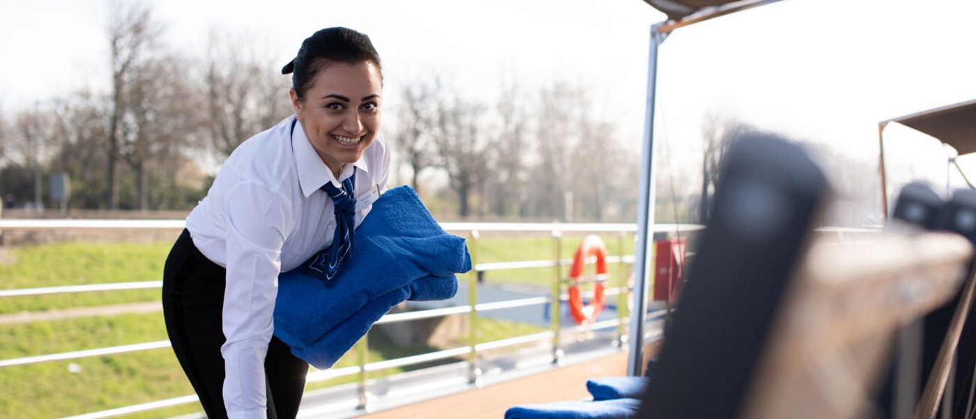 Housekeeping jobs on cruise ships ?️ Apply now!